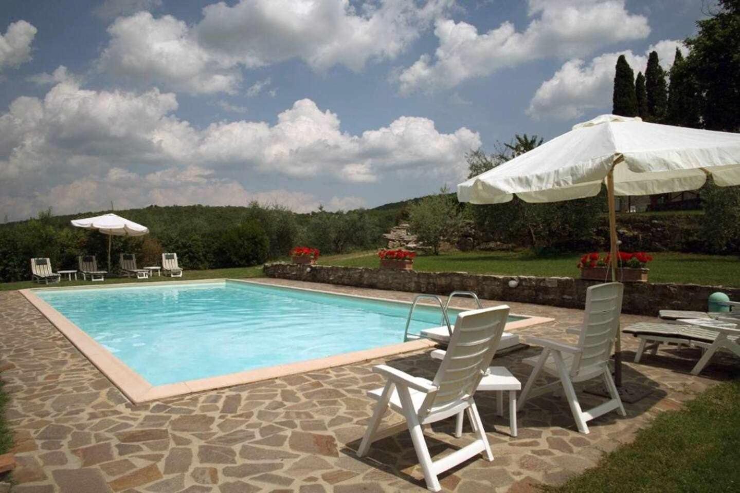 Agriturismo San Silvestro San Donato in Poggio Bagian luar foto
