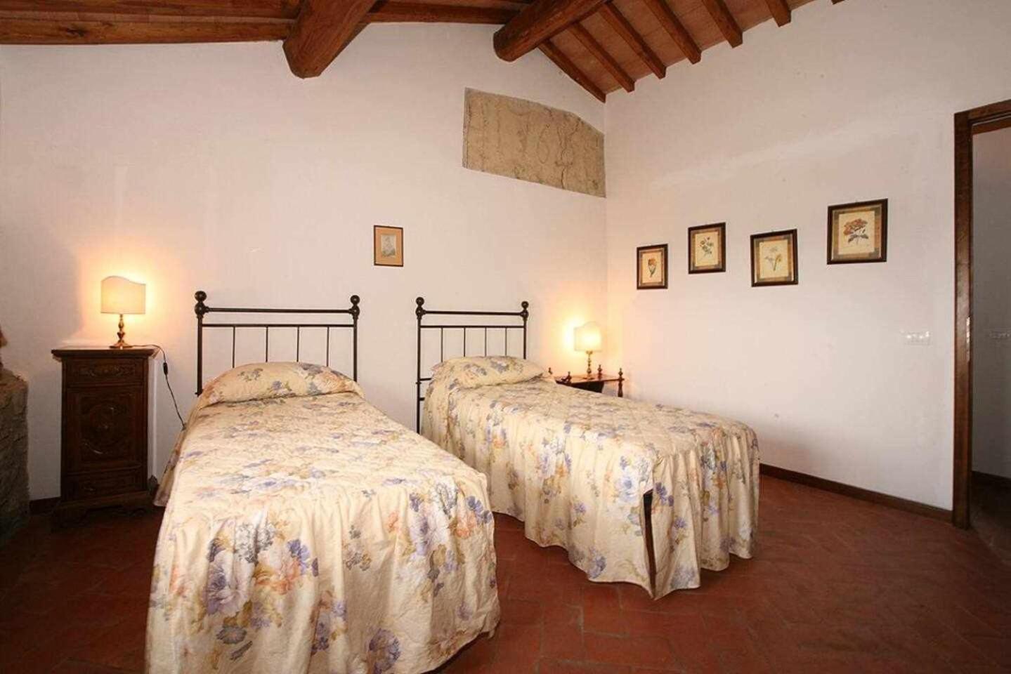 Agriturismo San Silvestro San Donato in Poggio Bagian luar foto