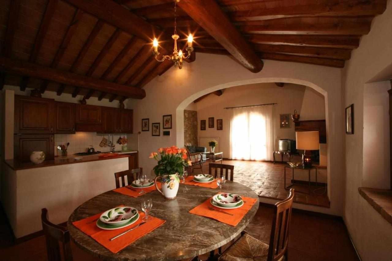Agriturismo San Silvestro San Donato in Poggio Bagian luar foto
