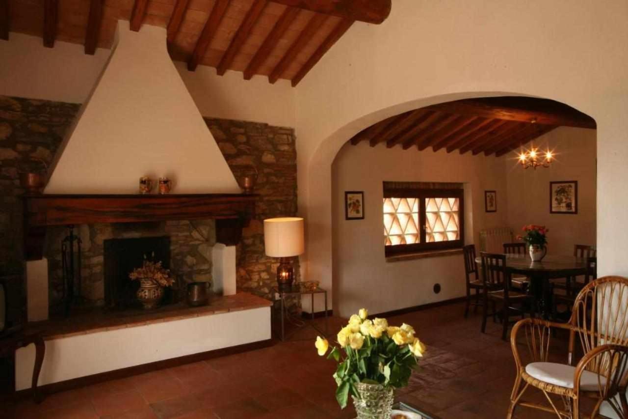 Agriturismo San Silvestro San Donato in Poggio Bagian luar foto