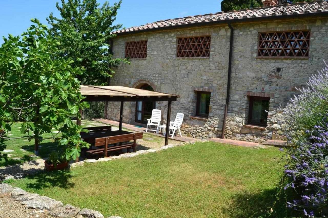 Agriturismo San Silvestro San Donato in Poggio Bagian luar foto